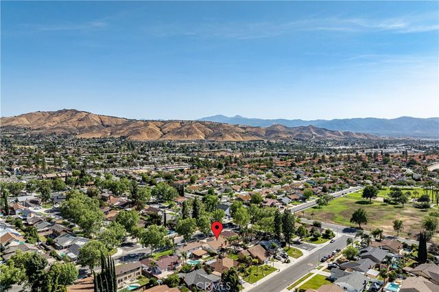 11261 Wayfield Road, Riverside, CA 92505
