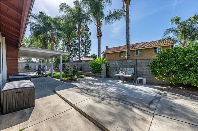 11261 Wayfield Road, Riverside, CA 92505