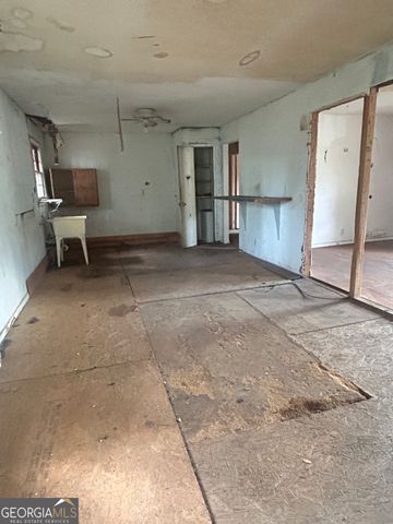 102 Brown Drive, Warner Robins, GA 31093