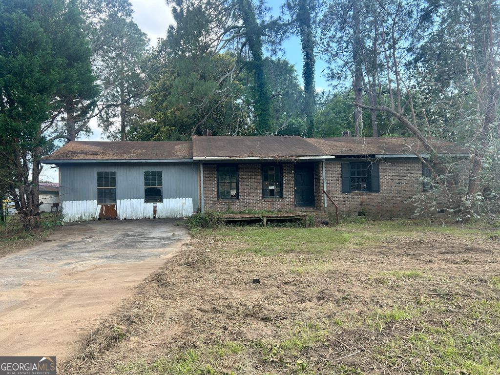 102 Brown Drive, Warner Robins, GA 31093