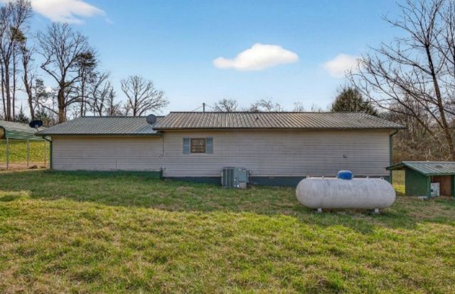 79 Evans Ln, Spencer, TN 38585