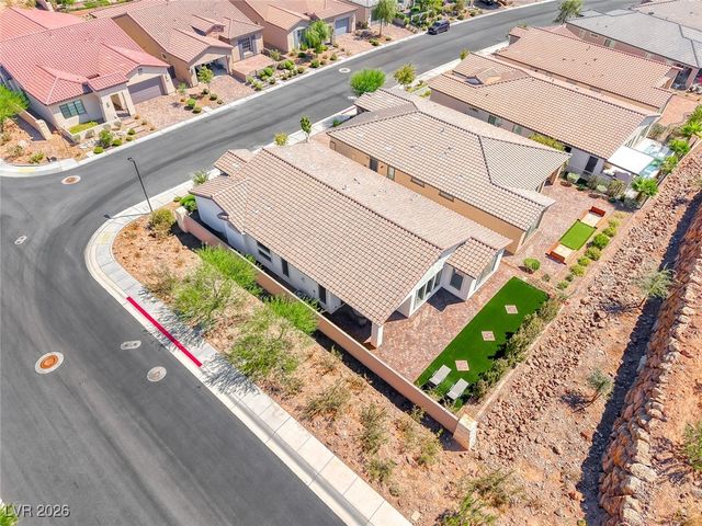 57 Stone Yucca Court, Henderson, NV 89011