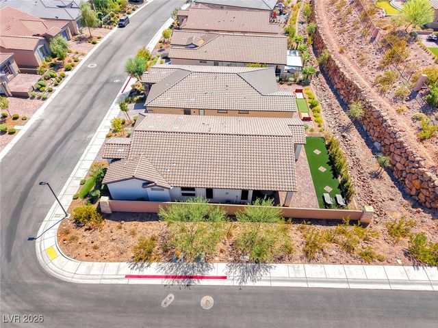 57 Stone Yucca Court, Henderson, NV 89011