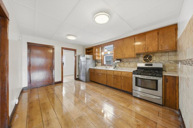 5234 W 30th Place, Cicero, IL 60804