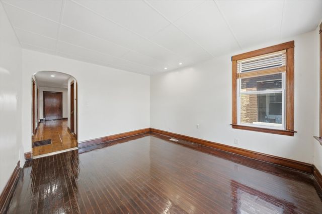 5234 W 30th Place, Cicero, IL 60804