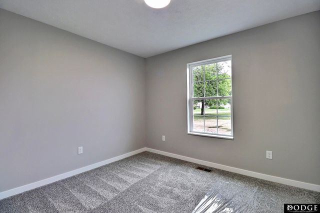 1490 E 2nd Street, Fremont, NE 68025