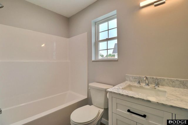 1490 E 2nd Street, Fremont, NE 68025