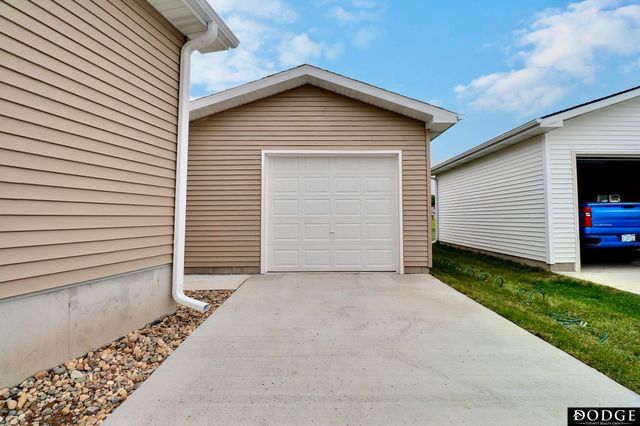 1490 E 2nd Street, Fremont, NE 68025