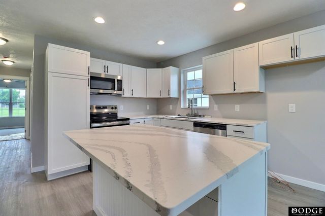 1490 E 2nd Street, Fremont, NE 68025