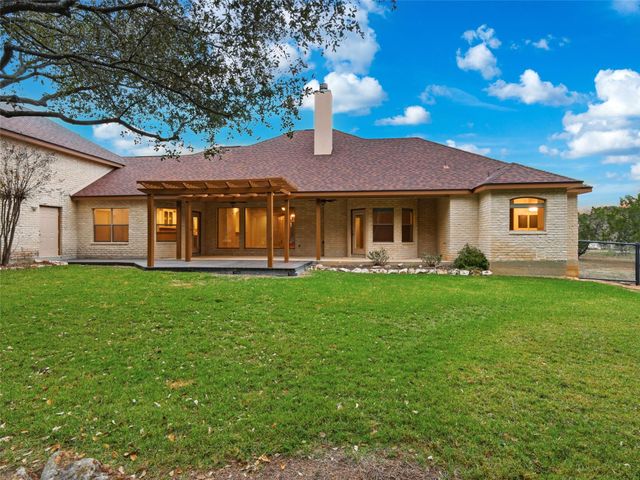10302 Teich LOOP, New Braunfels, TX 78132