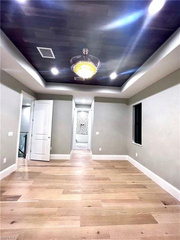 2644 37th AVE NE, Naples, FL 34120