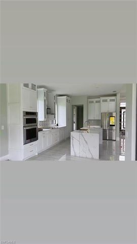 2644 37th AVE NE, Naples, FL 34120