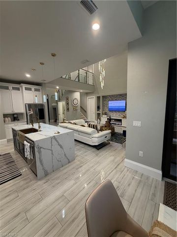 2644 37th AVE NE, Naples, FL 34120