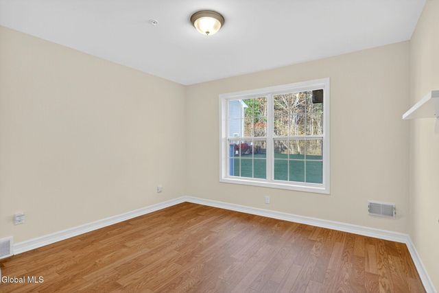 178 Paddock Circle, Rotterdam, NY 12306