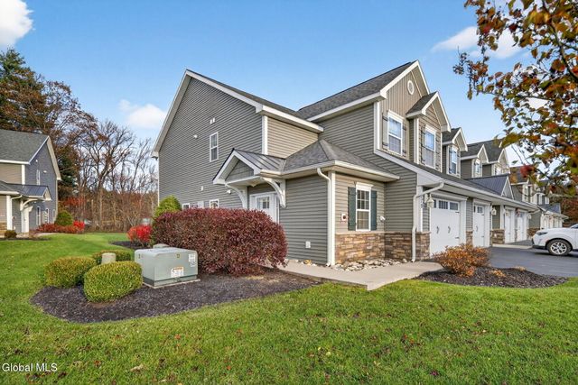 178 Paddock Circle, Rotterdam, NY 12306