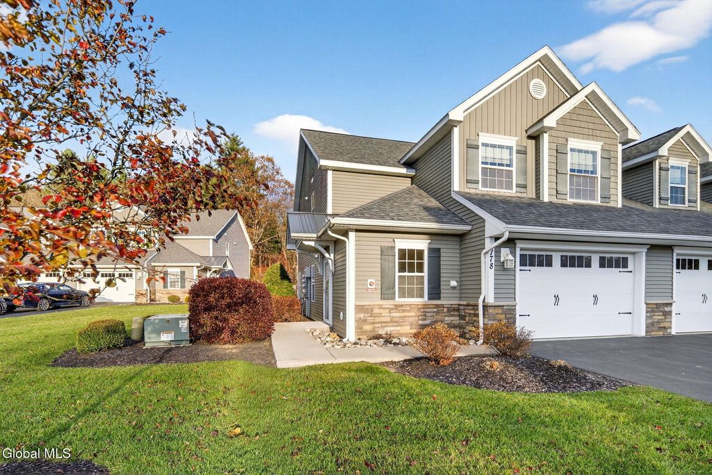 178 Paddock Circle, Rotterdam, NY 12306