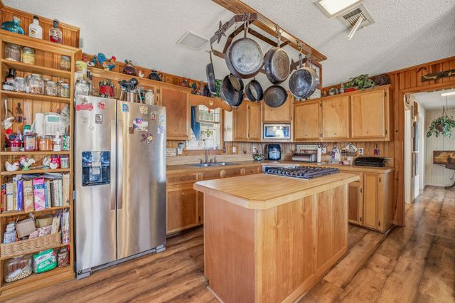 998 FM 218, Hamilton, TX 76531