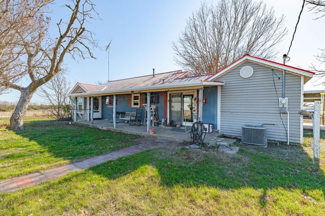 998 FM 218, Hamilton, TX 76531