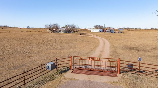 998 FM 218, Hamilton, TX 76531