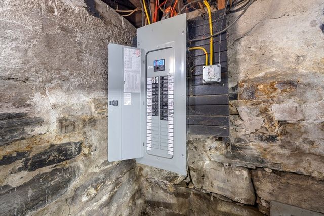 22-25 Macomber Rd, Monson, MA 01057