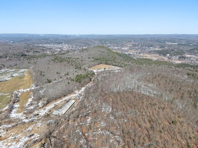 22-25 Macomber Rd, Monson, MA 01057