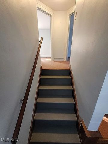 349 Comstock Court, Akron, OH 44305