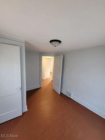 349 Comstock Court, Akron, OH 44305