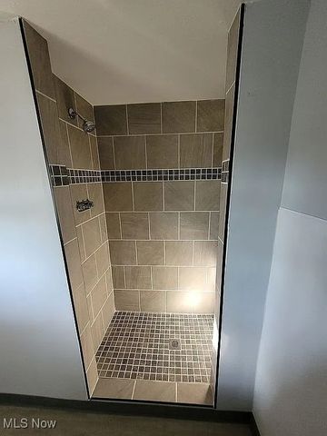 349 Comstock Court, Akron, OH 44305