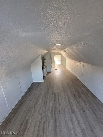 349 Comstock Court, Akron, OH 44305