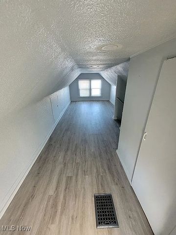 349 Comstock Court, Akron, OH 44305