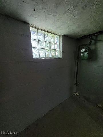 349 Comstock Court, Akron, OH 44305