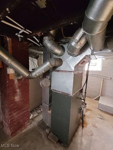 349 Comstock Court, Akron, OH 44305