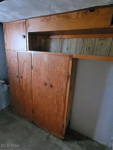 349 Comstock Court, Akron, OH 44305