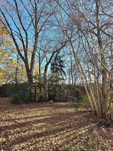 349 Comstock Court, Akron, OH 44305