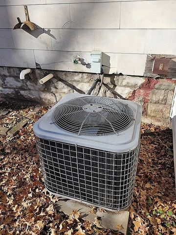 349 Comstock Court, Akron, OH 44305