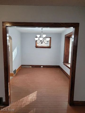 349 Comstock Court, Akron, OH 44305