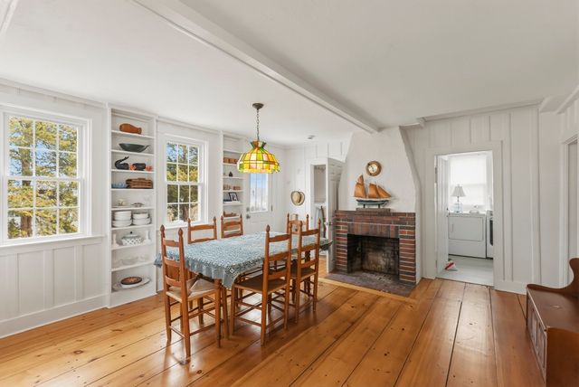 29 Field St, Marshfield, MA 02050