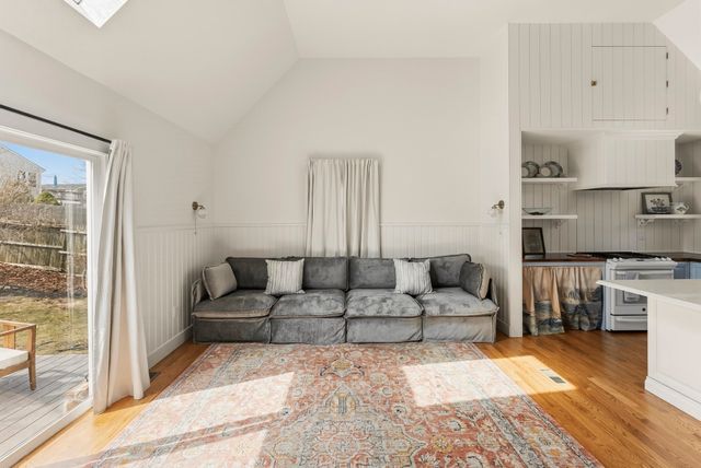 29 Field St, Marshfield, MA 02050