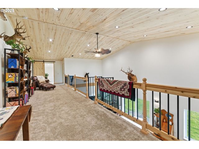 314 E VALLEY Rd, Skamokawa, WA 98647