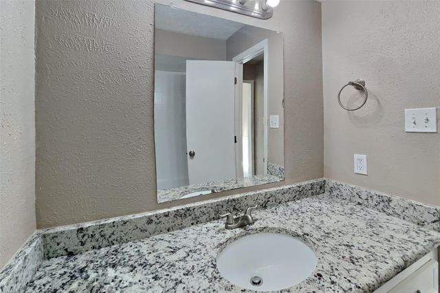 11218 Angelique Drive, Houston, TX 77065
