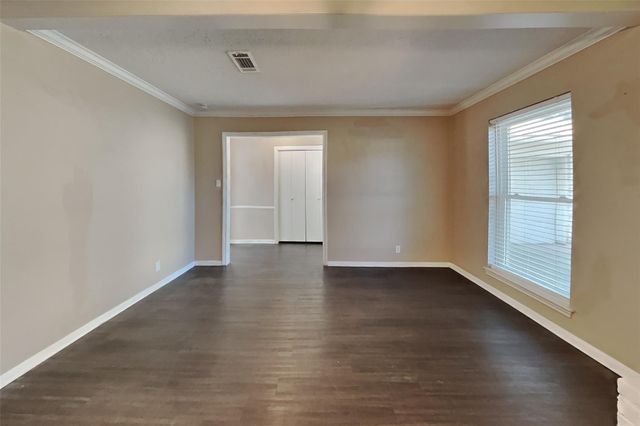 11218 Angelique Drive, Houston, TX 77065