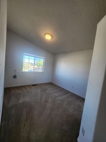 7320 Eagle View Avenue NE, Albuquerque, NM 87113