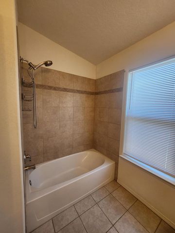 7320 Eagle View Avenue NE, Albuquerque, NM 87113