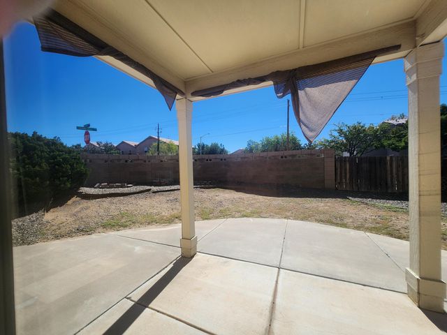 7320 Eagle View Avenue NE, Albuquerque, NM 87113