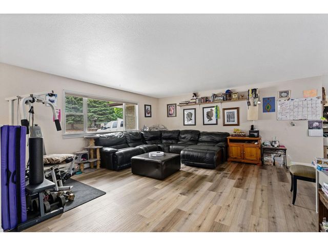 1912 Empire Ave, Loveland, CO 80538