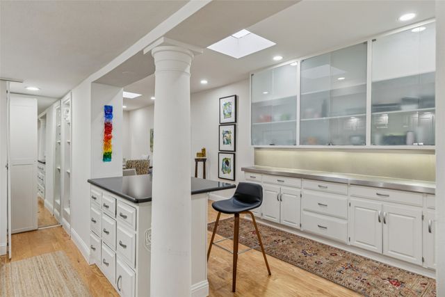 3727 Gilbert Avenue A, Dallas, TX 75219