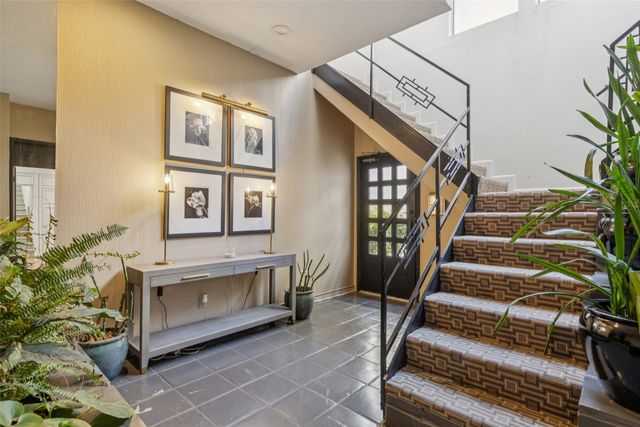 3727 Gilbert Avenue A, Dallas, TX 75219