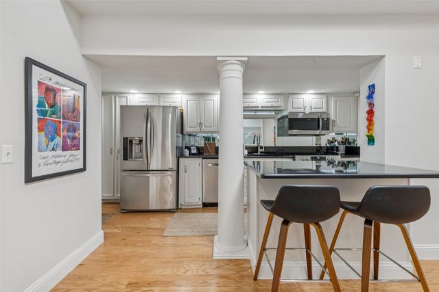 3727 Gilbert Avenue A, Dallas, TX 75219