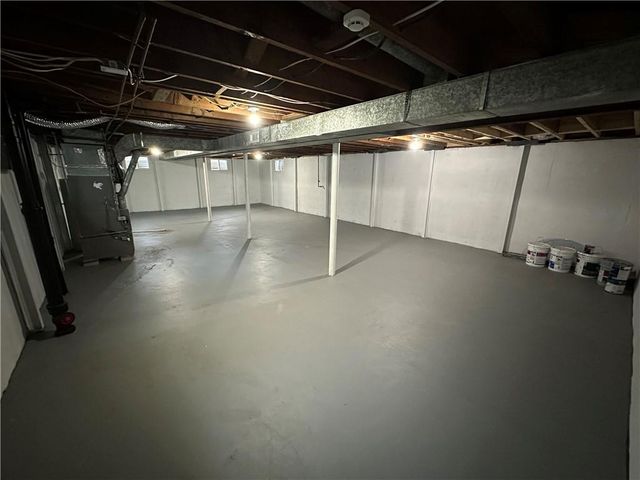 8049 Kessler Street, Overland Park, KS 66204