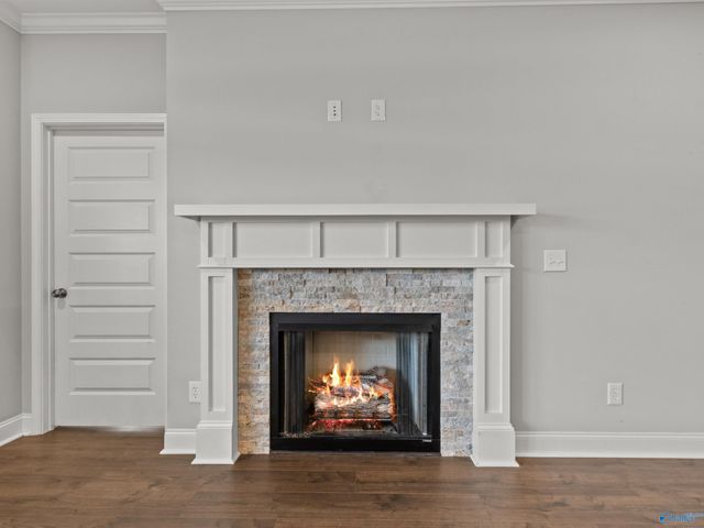 7519 Flint Crossing Circle, Owens Cross Roads, AL 35763